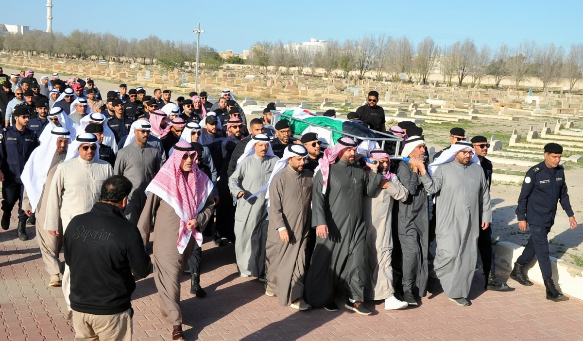 &rlm;الكويت تشيع شهيد الواجب خالد الشرف
