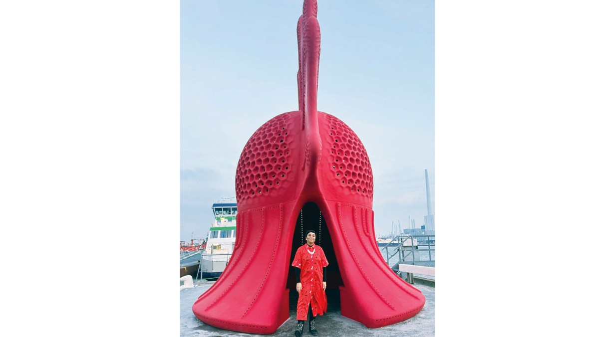 الكويتية منيرة القديري دشنت 'فارس البحر' في إيسبيرغ الدانماركية