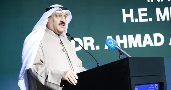 وزير الصحة العوضي يؤكد على الاستثمار في العنصر البشري لتطور صحي مستدام