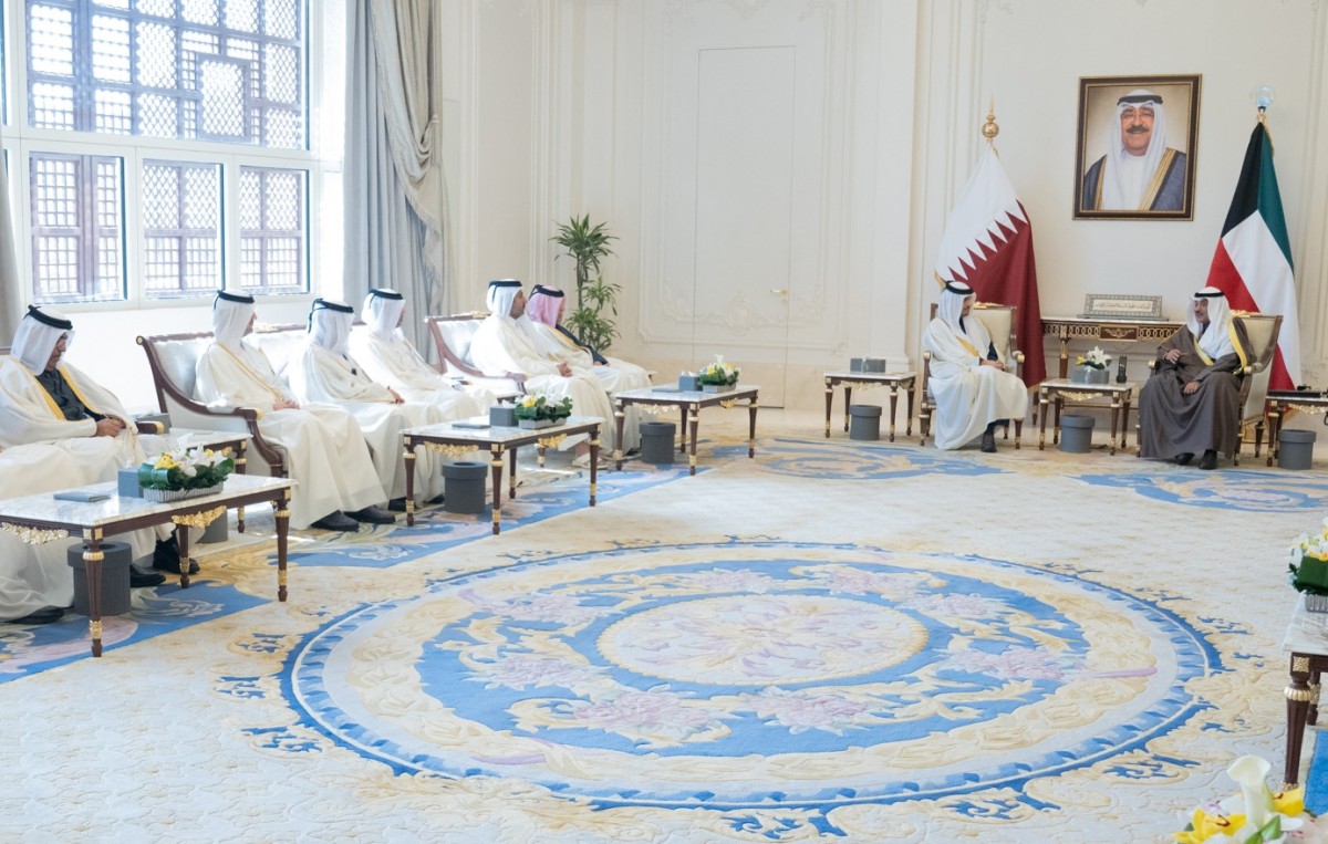 ولي العهد يستقبل رئيس مجلس الوزراء وزير الخارجية القطري بمناسبة زيارته الرسمية للبلاد