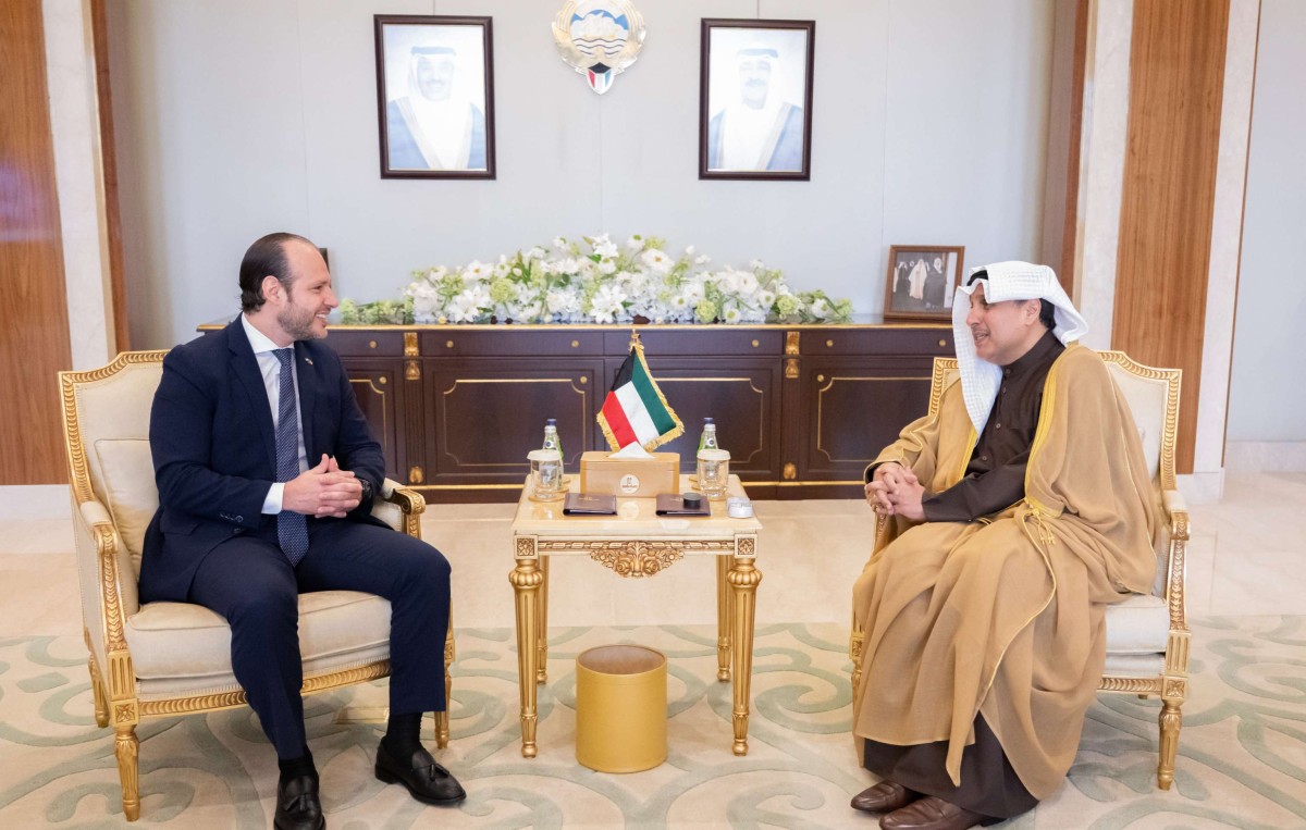 وزير شؤون الديوان الأميري يستقبل سفراء جورجيا ولبنان والسلفادور