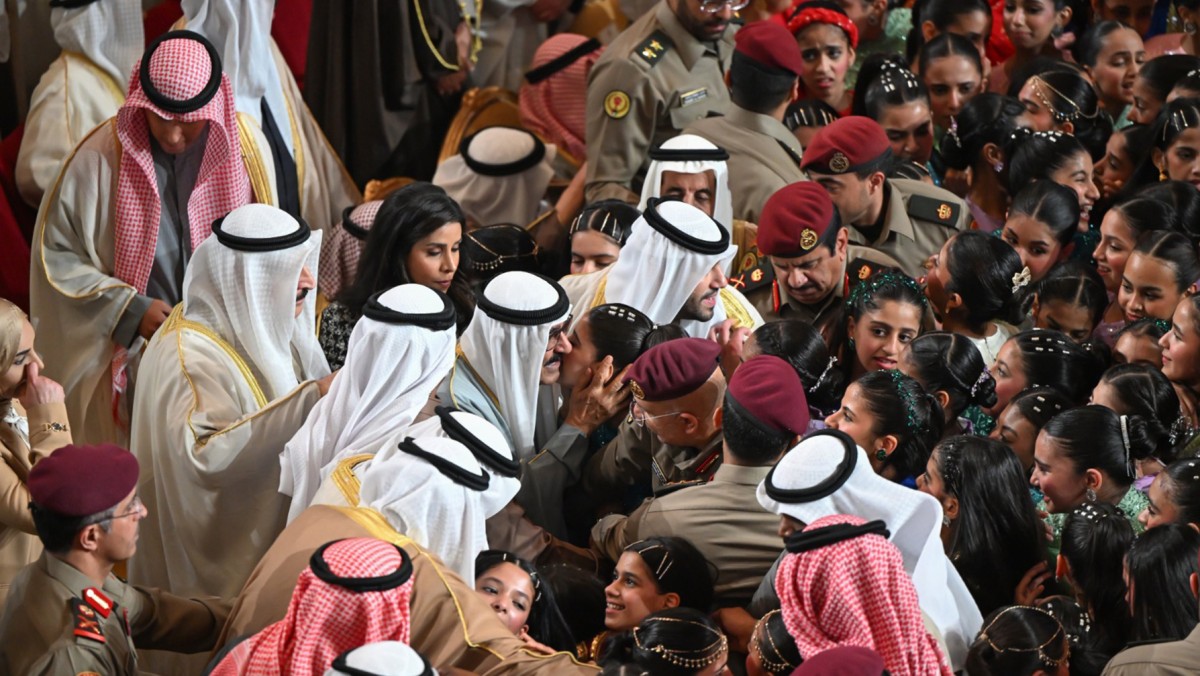 سمو الأمير يشمل برعايته وحضوره حفل الأوبريت الوطني 'ديرة الخير'