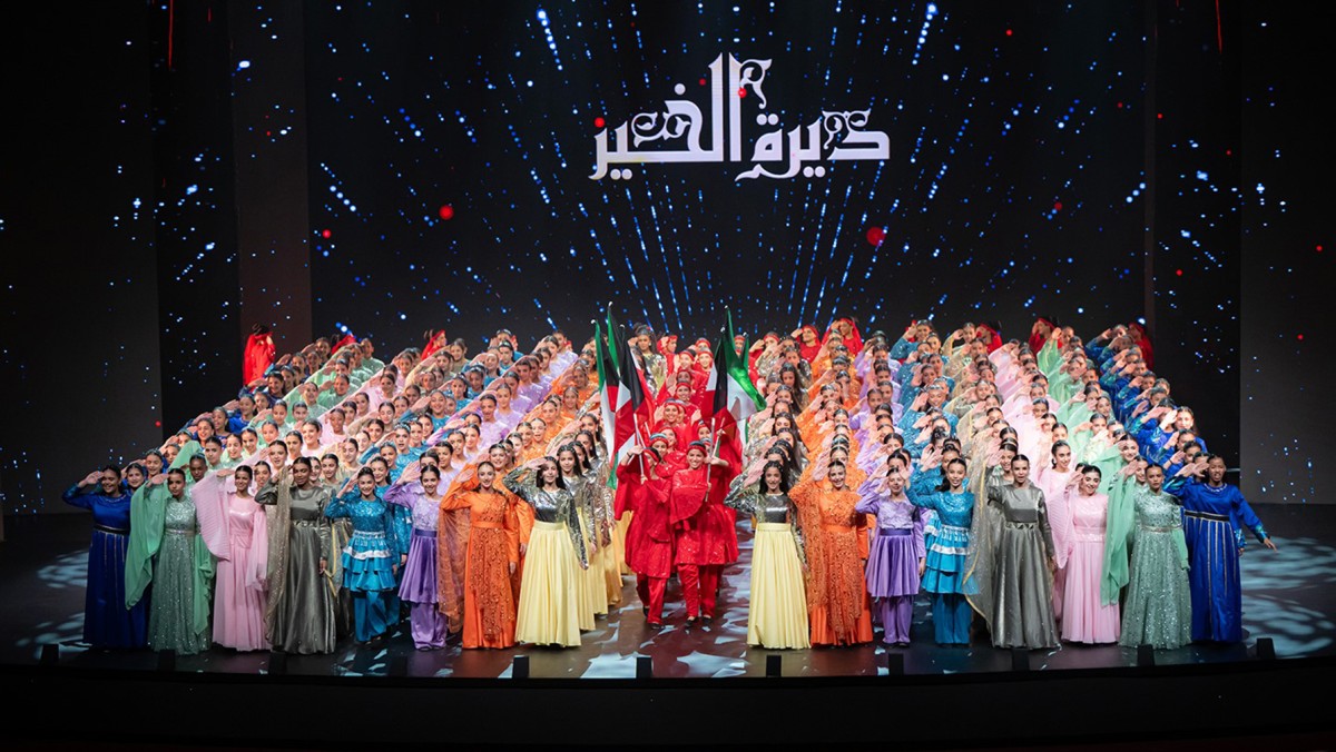 سمو الأمير يشمل برعايته وحضوره حفل الأوبريت الوطني 'ديرة الخير'