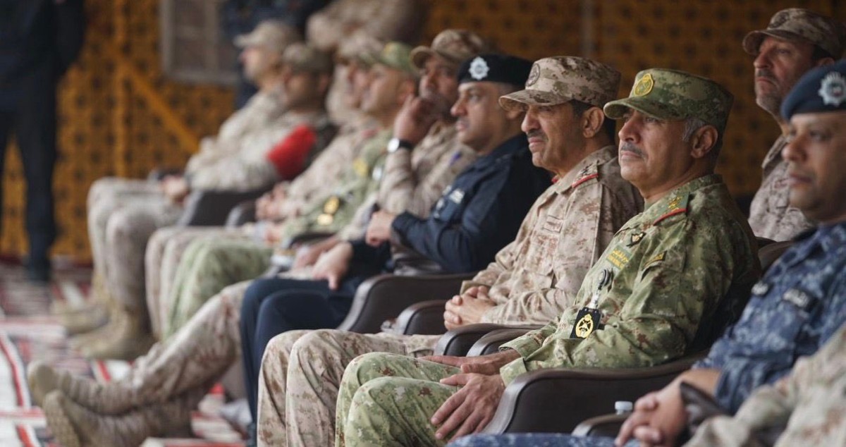 رئيس الأركان ووكيلا 'الداخلية' والحرس الوطني يشهدون ختام تمرين 'راية وطن'