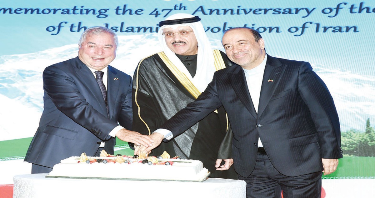 حيات: إيران جارة كبيرة وعلاقتنا ترتكز على الاحترام والتقدير المتبادل