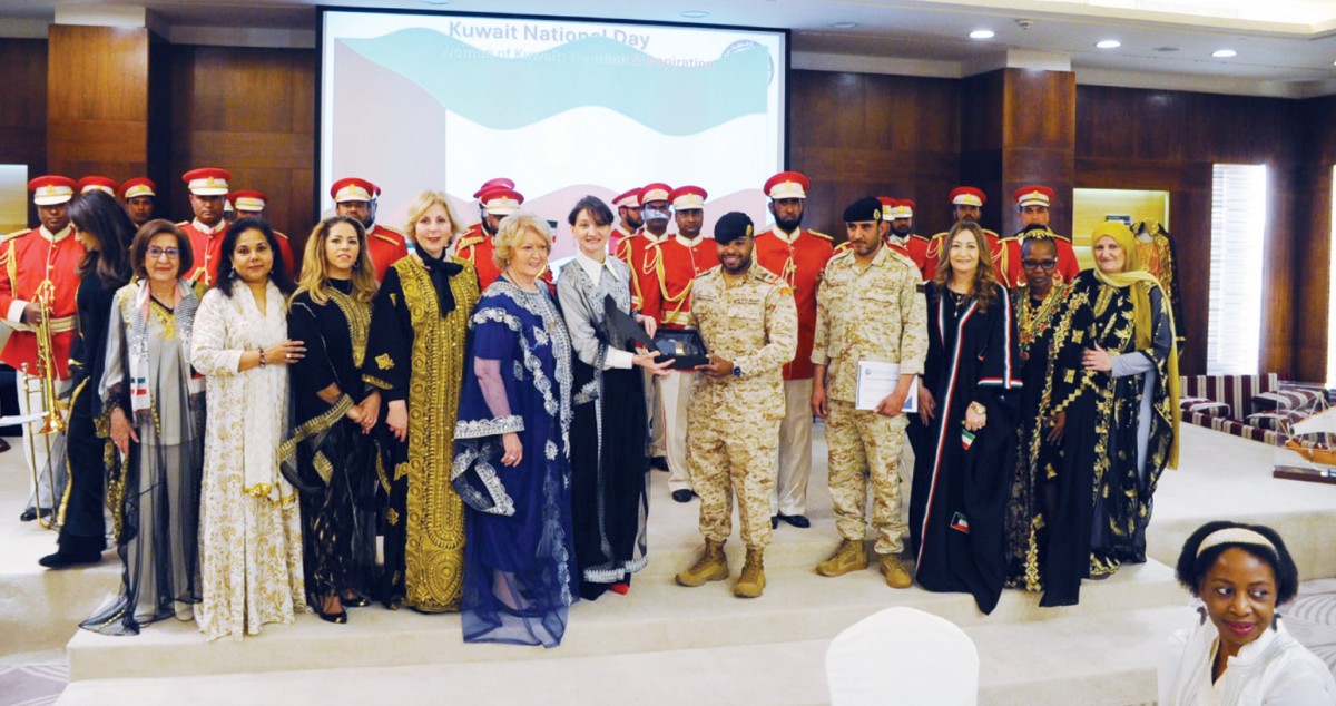 'المرأة الدولية' تحتفي بأعياد الكويت الوطنية