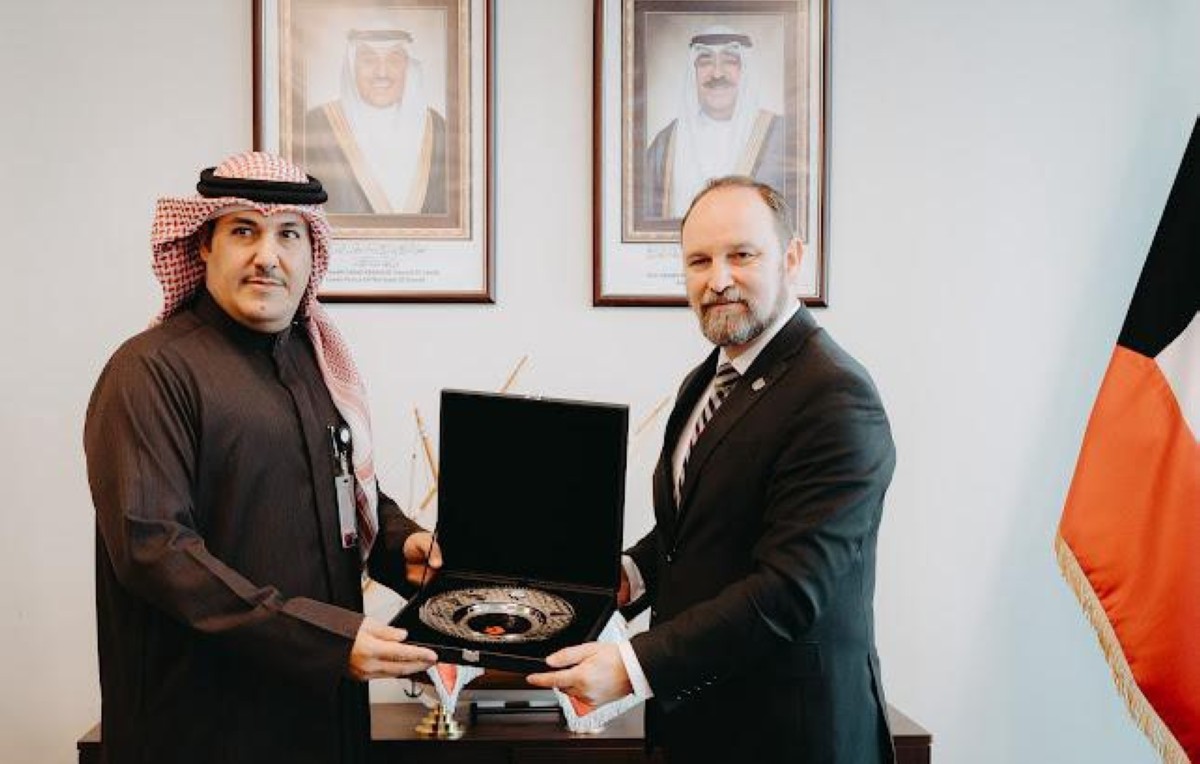 'الطيران المدني' تبحث تطوير التعاون في النقل الجوي مع إقليم ترنافا السلوفاكي