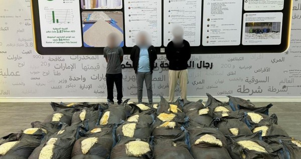 تعاون كويتي إماراتي يحبط تهريب 14 مليون قرص كبتاغون وتفكيك عصابة مؤثرات عقلية