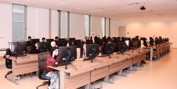 8134 طالباً يخوضون اختبار القدرات الأكاديمية في جامعة الكويت - الفرصة الثانية