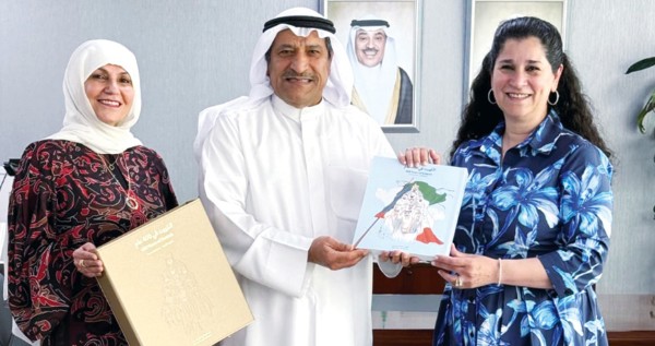 الكويت في 400 عام: موسوعة توثّق مسيرة البلاد وعطاءها عبر القرون