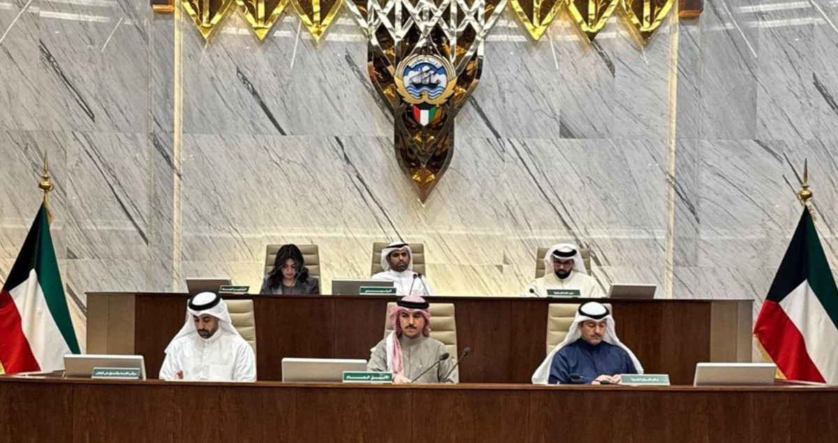 'البلدي' يقر نقل مردم النفايات المجاور لمطار الكويت حفاظاً على سلامة الطيران