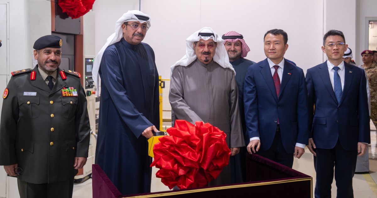 رئيس الوزراء افتتح مصنع نايف للذخائر الخفيفة: تعزيز المنظومة الأمنية والعسكرية وفق أعلى المعايير