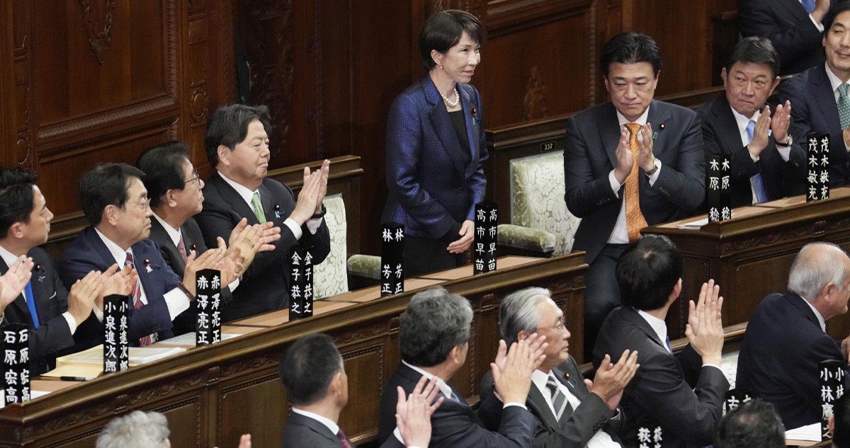 البرلمان الياباني يعيد انتخاب ساناي تاكايتشي رئيسة للوزراء