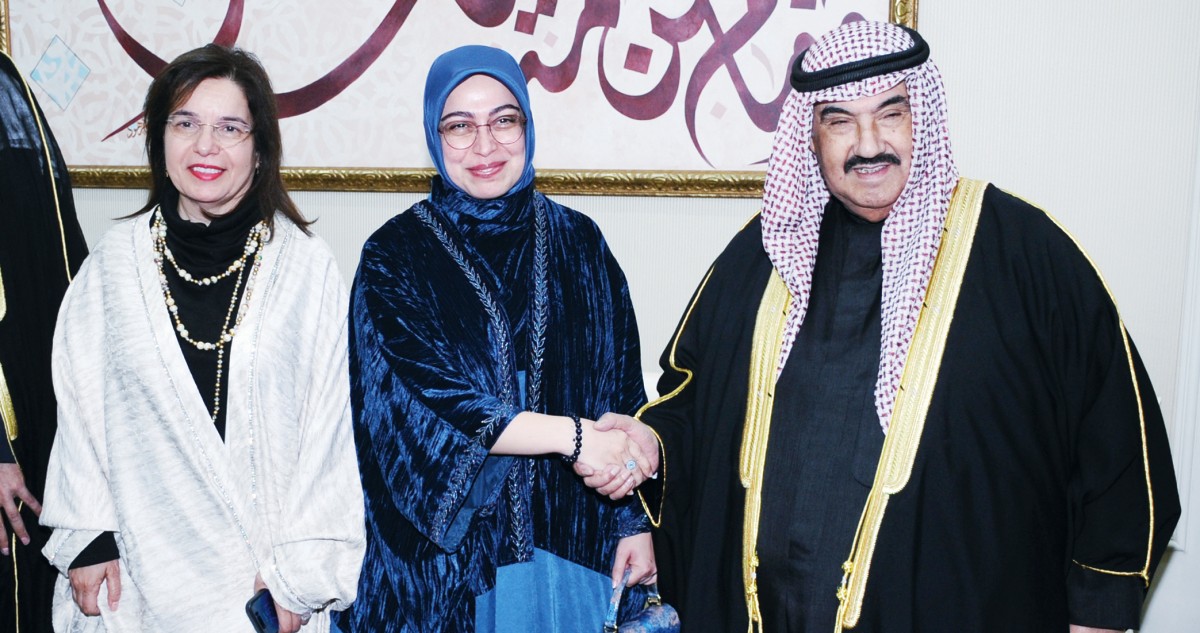 المهنئون بالشهر عند ناصر المحمد... الكويت أسرة واحدة