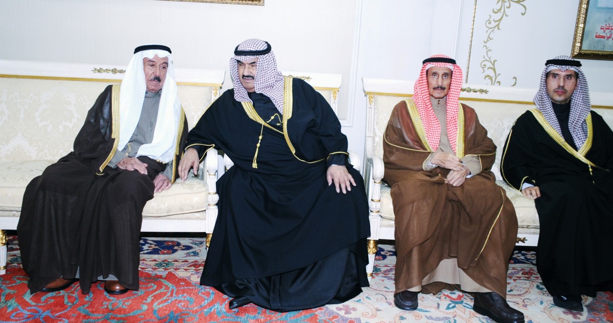 المهنئون بالشهر عند ناصر المحمد... الكويت أسرة واحدة