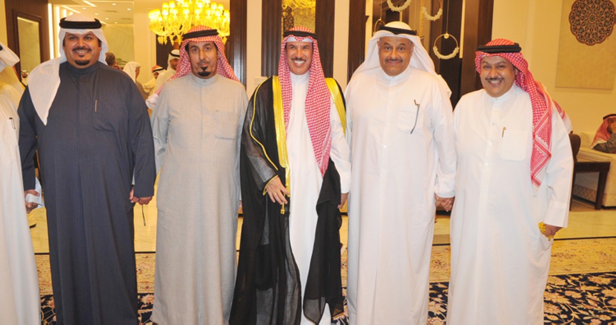 ديوان المرحوم صباح الصباح سعود المحمد يغصُّ بالمهنئين
