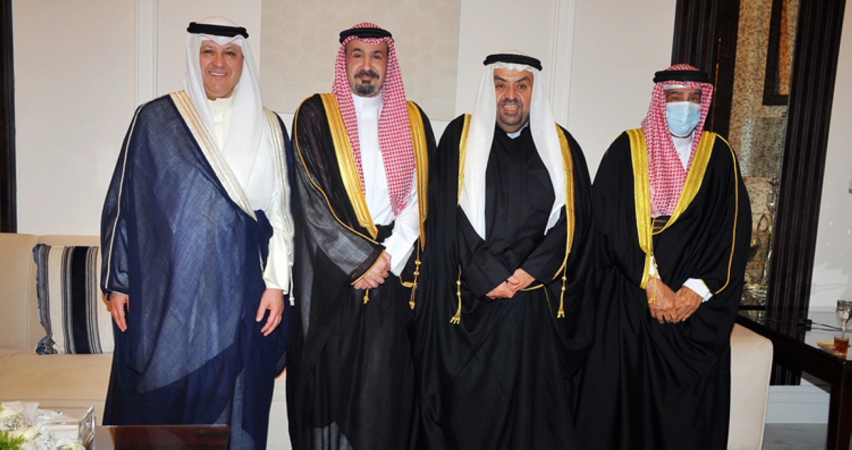 ديوان المرحوم صباح الصباح سعود المحمد يغصُّ بالمهنئين