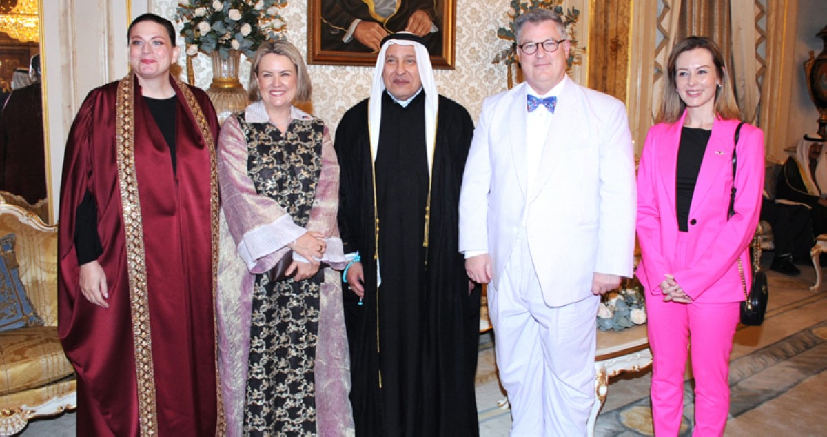 قصر الشعب احتضن المهنئين بالشهر المبارك