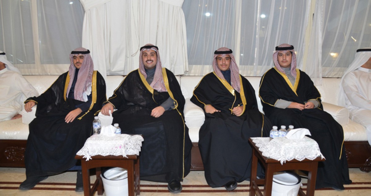 ديوان الدغيشم استقبل المهنئين... مبارك عليكم الشهر