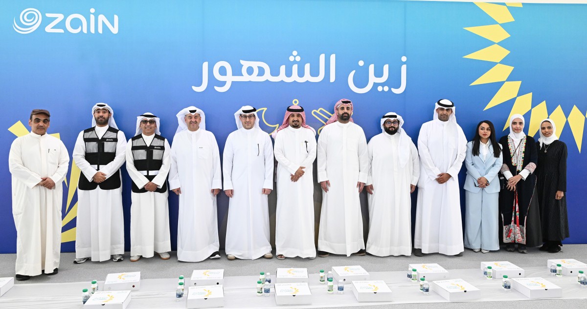 عطاءٌ يتجدّد كُل رمضان: 'زين' تجمع الصائمين على موائد الخير 2 عطاءٌ يتجدّد كُل رمضان: 'زين' تجمع الصائمين على موائد الخير