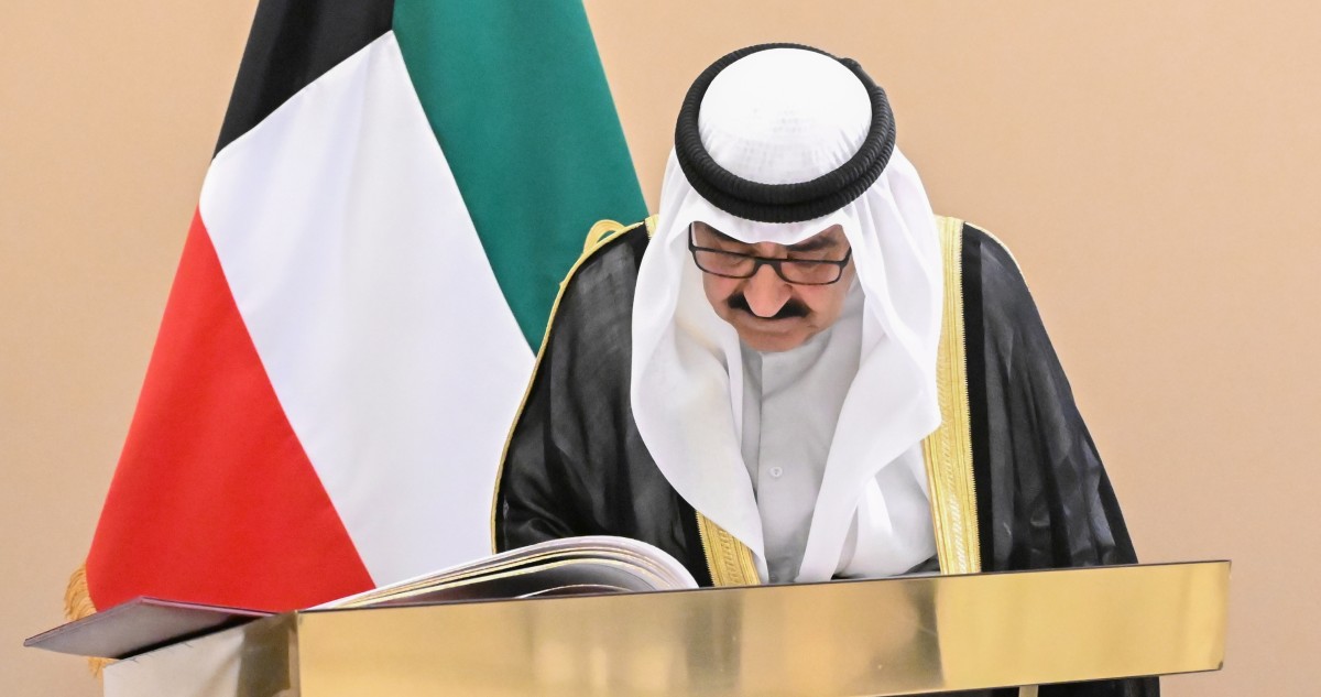 الأمير: حماية الوطن واجب وطني لترسيخ الأمن في ربوعه