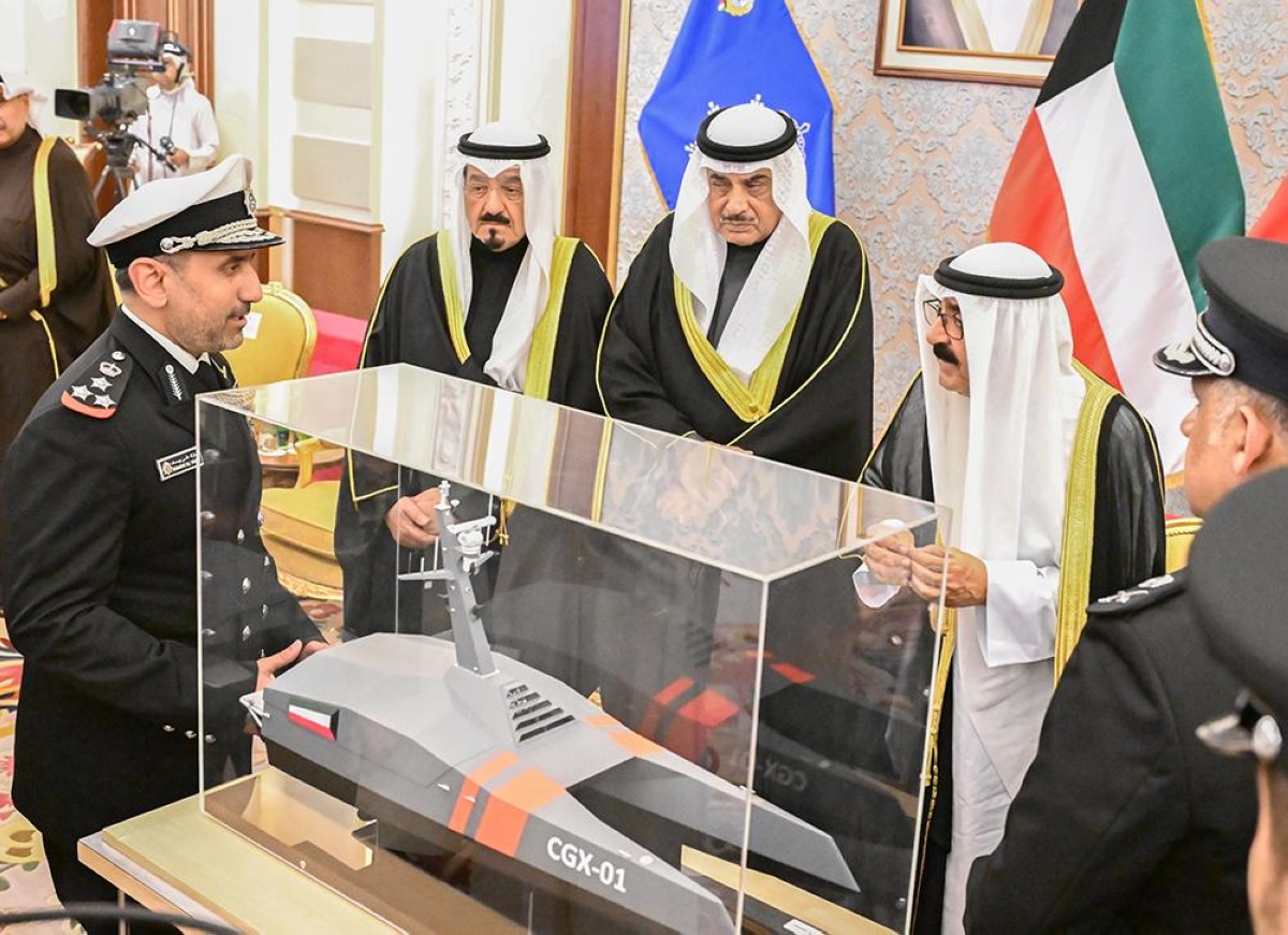 &rlm;سمو الأمير زار مبنى 'الشيخ نواف الأحمد': 'الداخلية' هي الخط الأول في تطبيق القانون والنظام