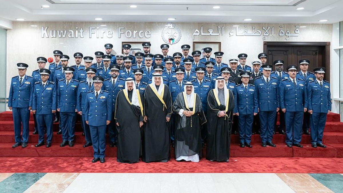 سمو الأمير زار قوة الإطفاء العام: توسيع نطاق خدمات الإطفاء وانتشارها ومواكبة التوسع العمراني