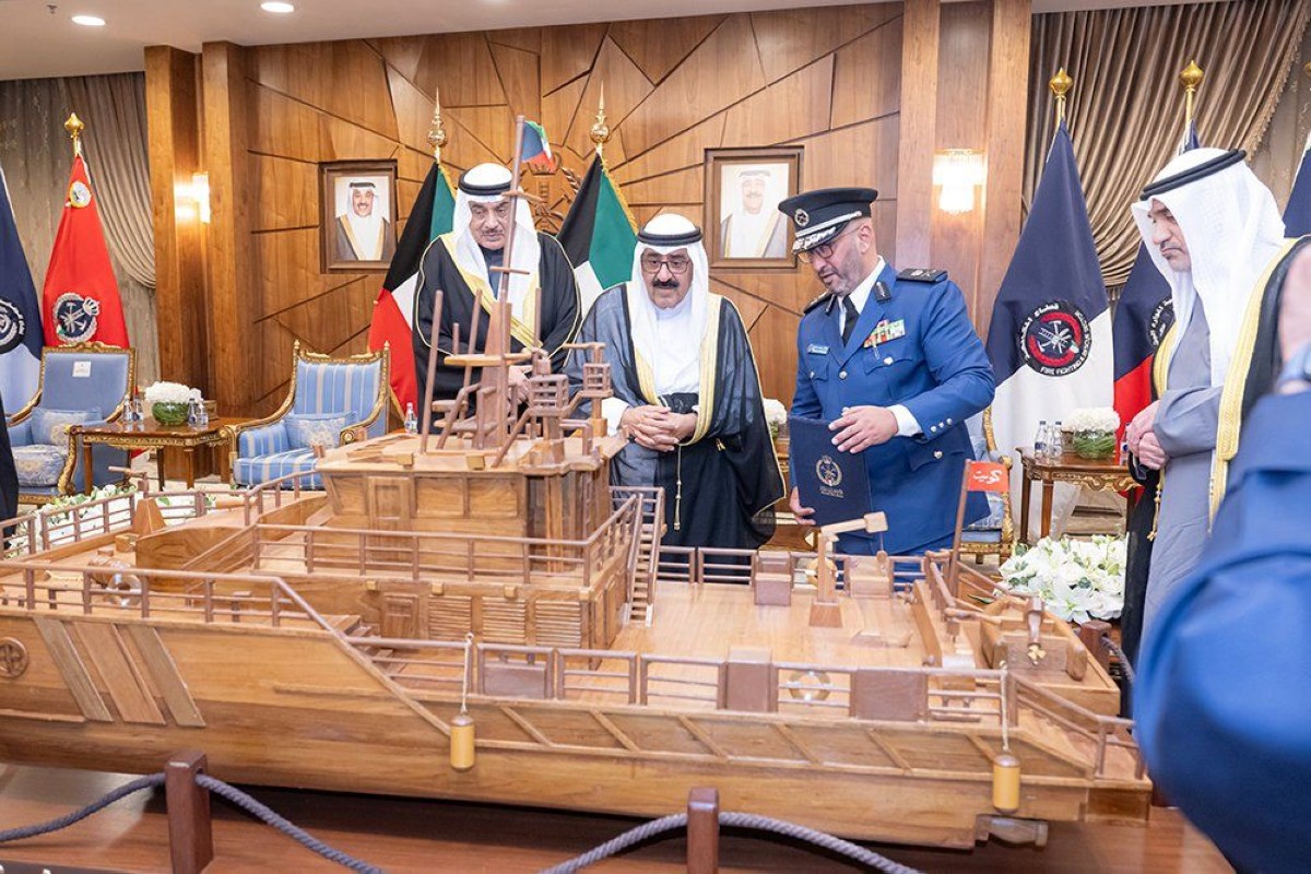 سمو الأمير زار قوة الإطفاء العام: توسيع نطاق خدمات الإطفاء وانتشارها ومواكبة التوسع العمراني