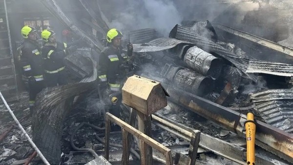 مقتل 4 أشخاص في تحطم مروحية عسكرية بأصفهان، إيران