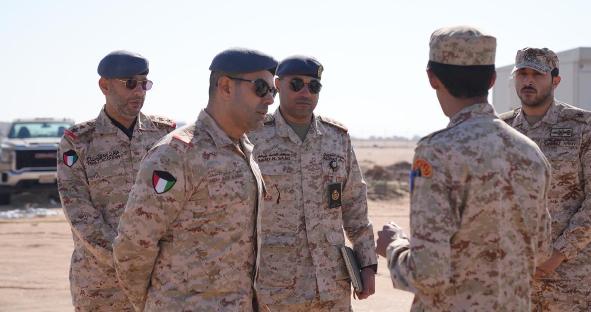 نائب رئيس الأركان يتفقد مواقع الجيش شمالي البلاد للاطلاع على سير العمل