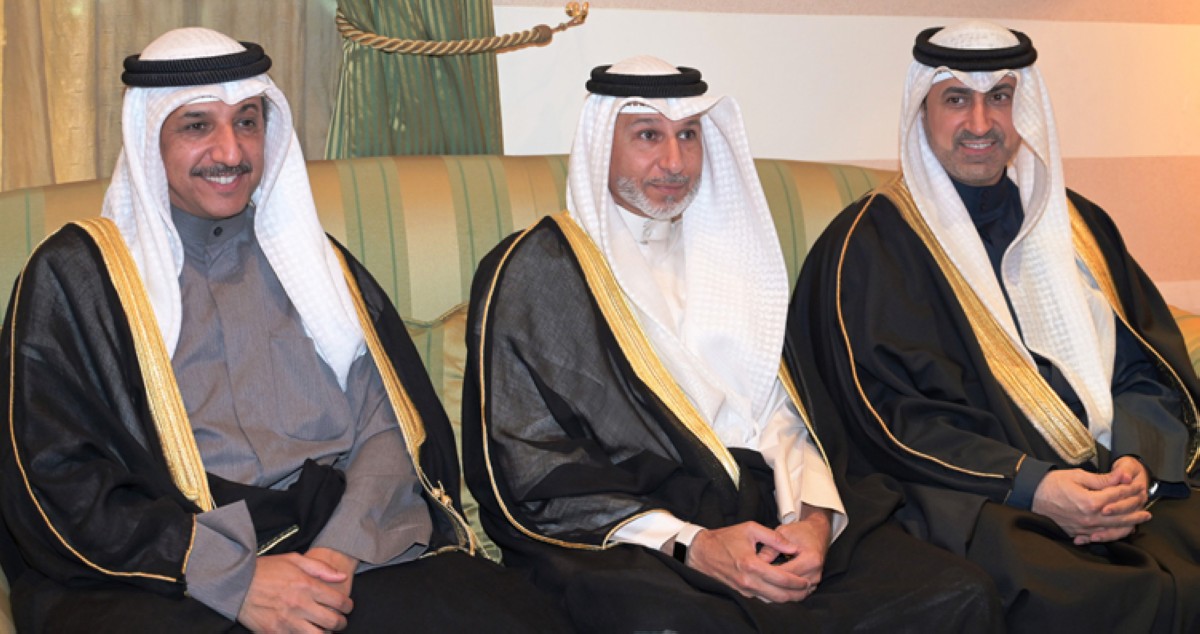 دعيج وفيصل الخليفة المالك يستقبلان المهنئين