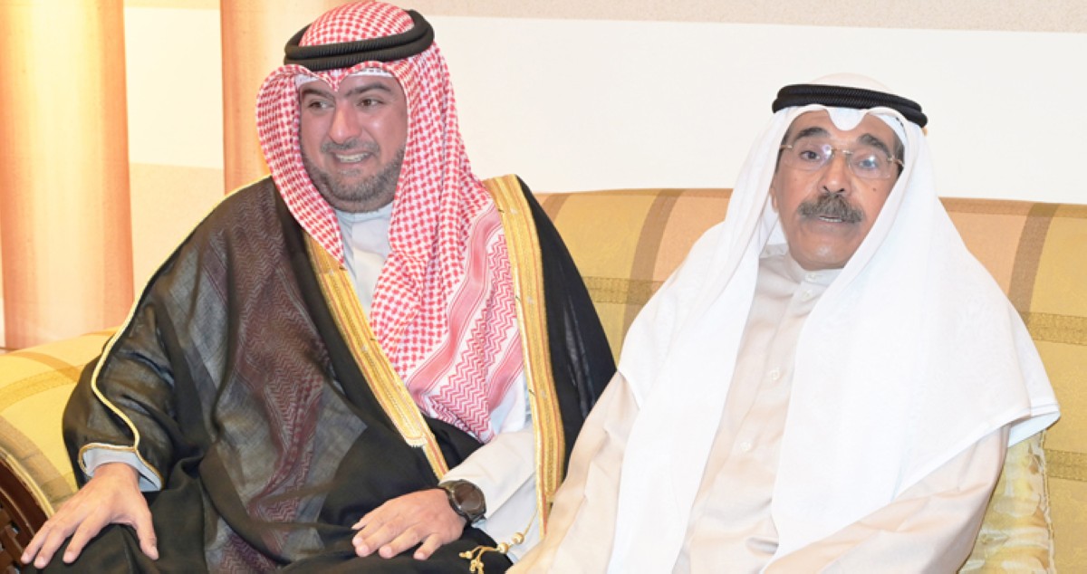 دعيج وفيصل الخليفة المالك يستقبلان المهنئين