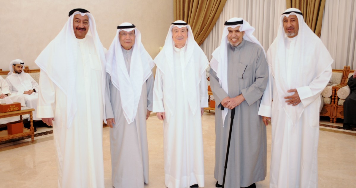 ديوان  علي الجسار يستقبل المهنئين في النزهة