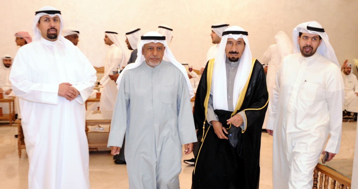 ديوان  علي الجسار يستقبل المهنئين في النزهة