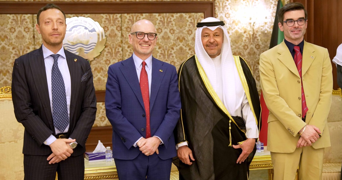 محافظ الفروانية: عاداتنا إرثٌ وطني أصيل