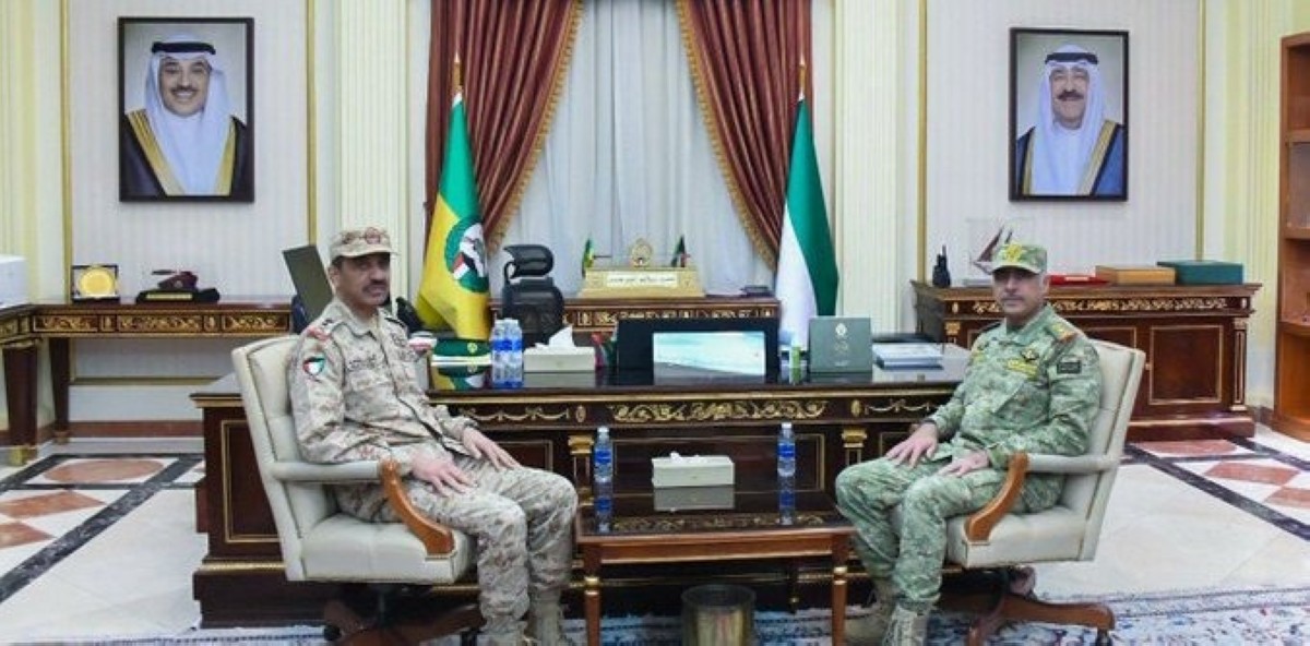 البرجس والشريعان يؤكدان الجاهزية العالية لقوات الجيش والحرس الوطني للتعامل مع مختلف المستجدات