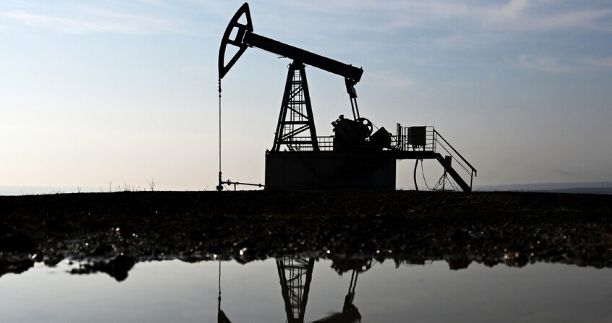 النفط يصعد وسط مخاوف تعطل الإمدادات وتهديد الملاحة في مضيق هرمز