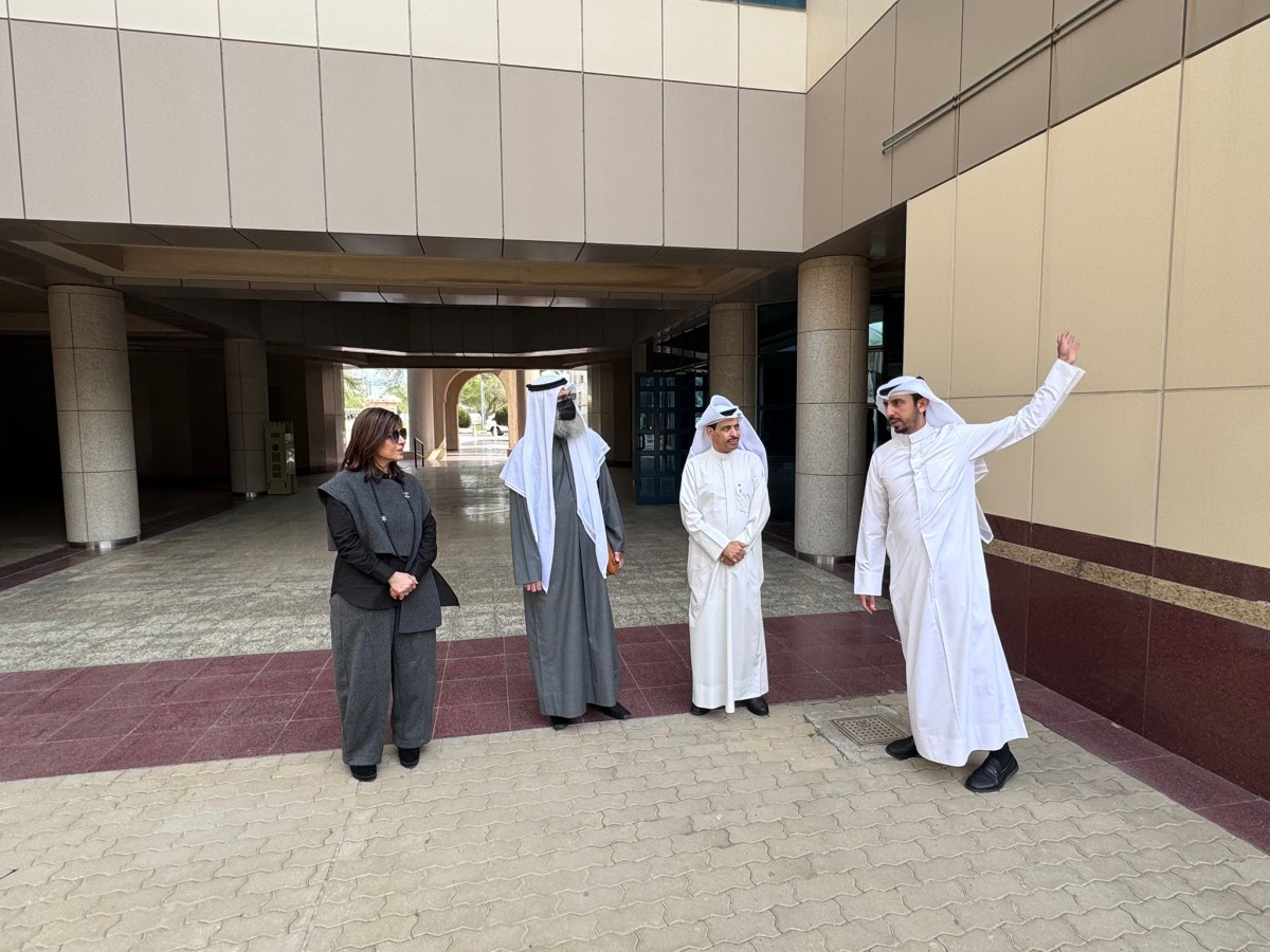 مديرة جامعة الكويت تتفقد عددا من الكليات ومنتسبيها ومرافقها الخارجية