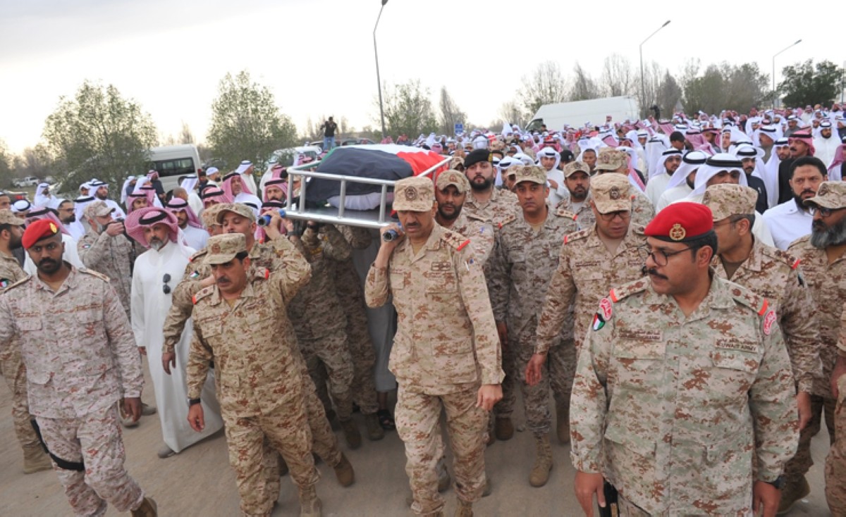 الكويت تشيع شهيدي العمليات الحربية الرقيبين وليد سليمان وعبدالعزيز ناصر
