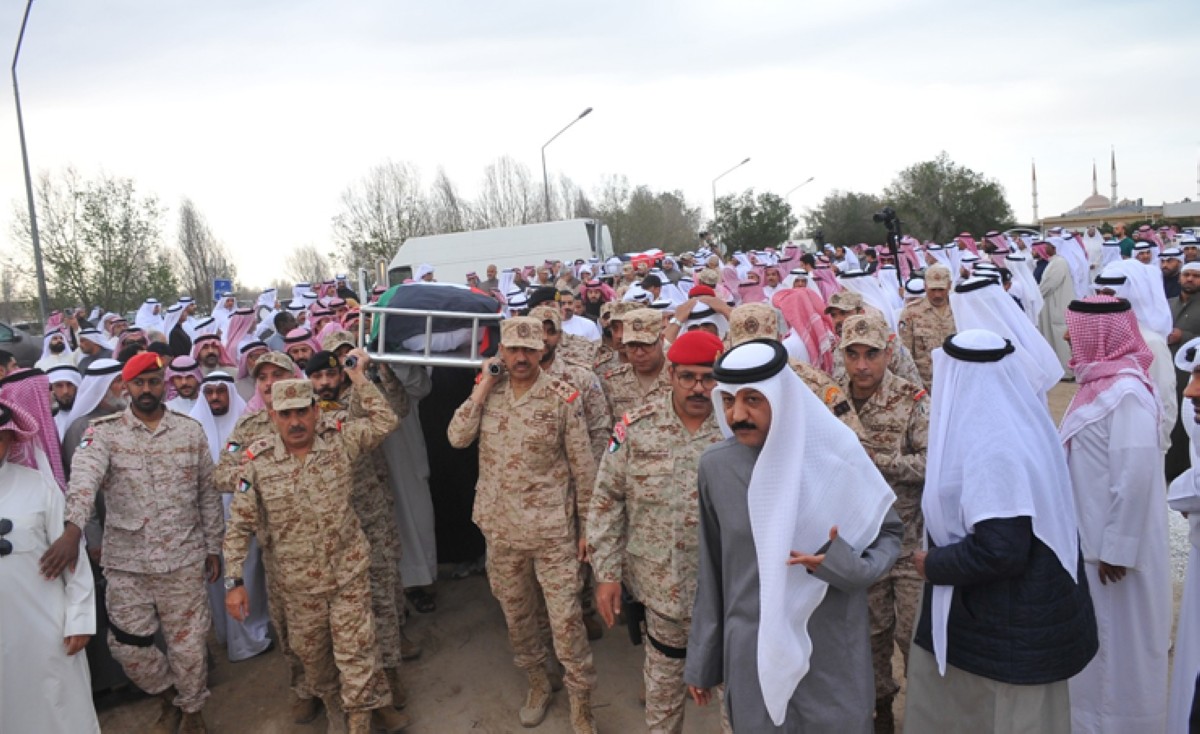الكويت تشيع شهيدي العمليات الحربية الرقيبين وليد سليمان وعبدالعزيز ناصر