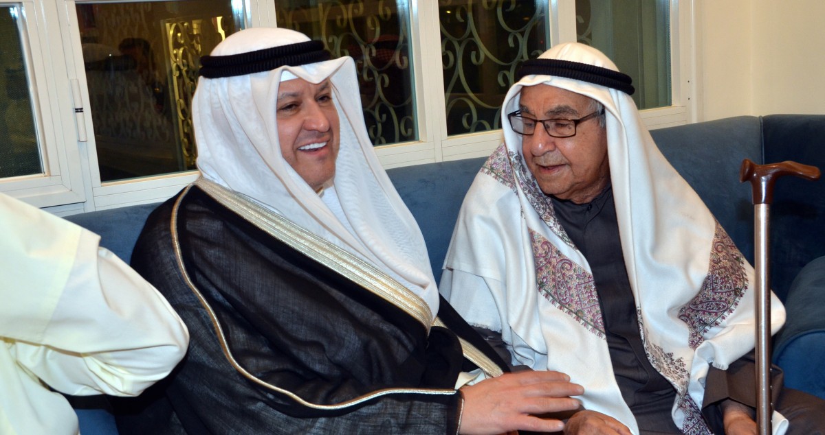 شيوخ ومواطنون توافدوا على ديوان الياسين مهنئين