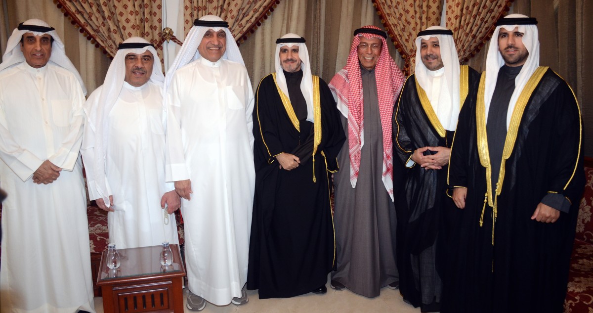 ديوان البرجس احتضن المهنئين