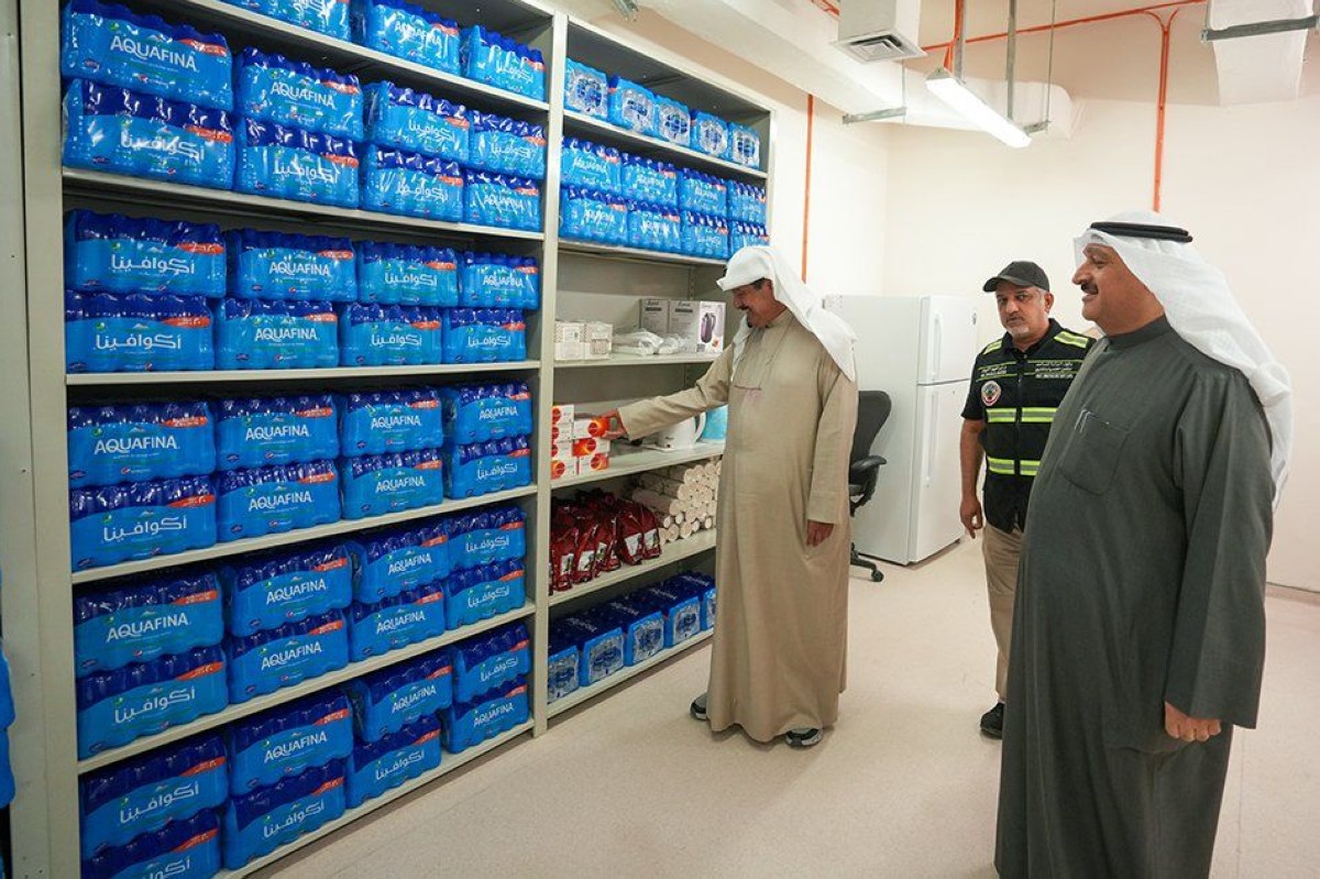 رئيس مجلس الوزراء يتفقد أحد ملاجئ الطوارئ