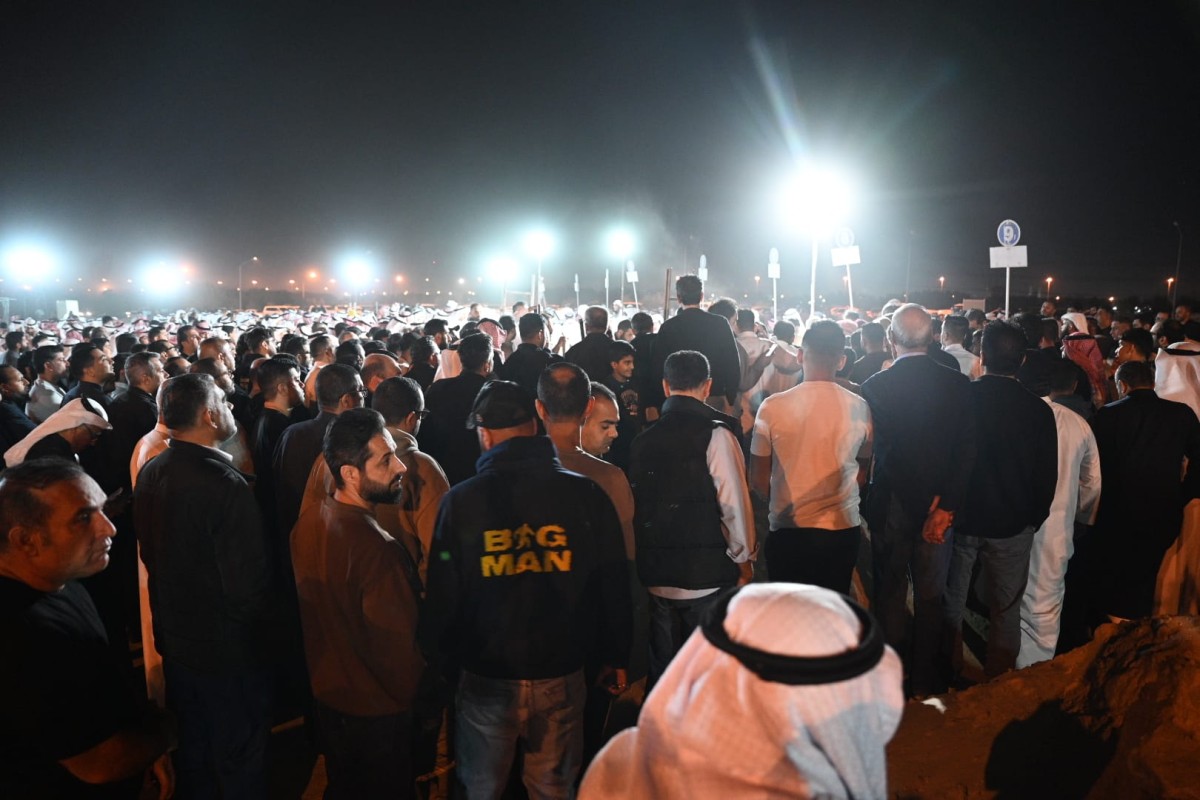 تشييع الطفلة 'إلنا' ضحية العدوان الإيراني