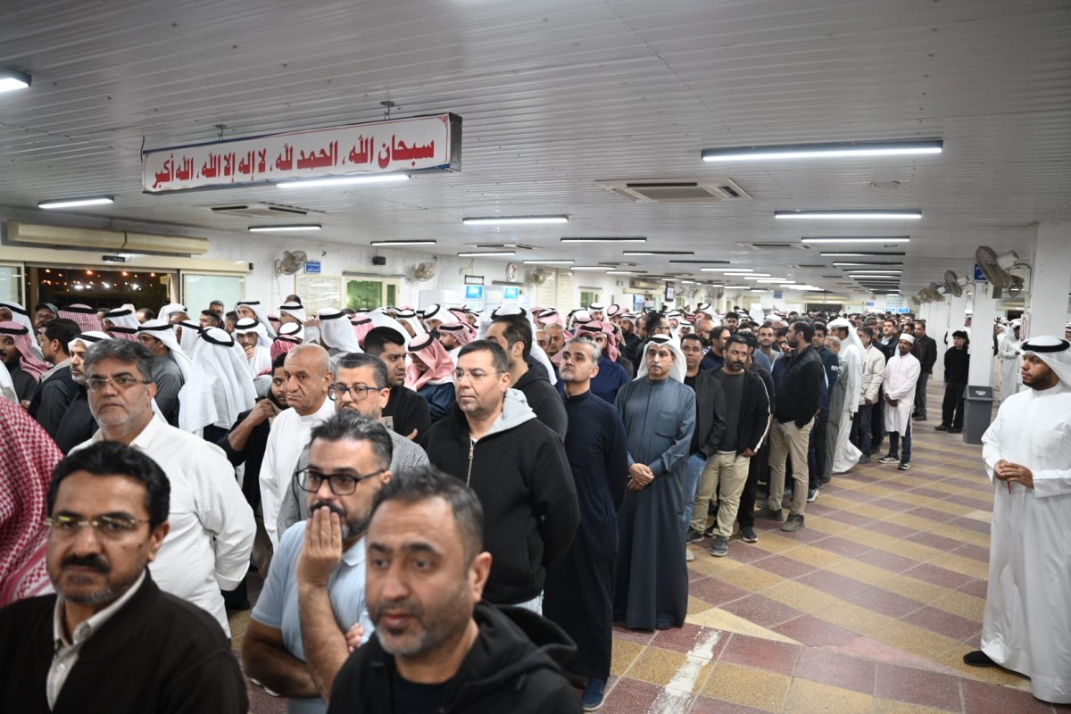 تشييع الطفلة 'إلنا' ضحية العدوان الإيراني