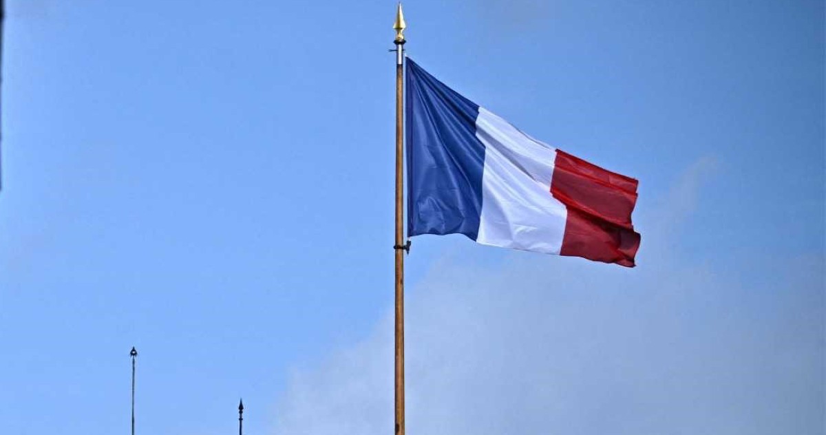 فرنسا تسمح موقتاً للطائرات الأميركية باستخدام قواعدها بالشرق الأوسط