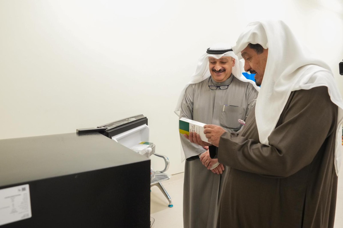 رئيس الوزراء يتفقد ملجأ الطوارئ في مستشفى الجهراء: توفير بيئة آمنة في الظروف الاستثنائية