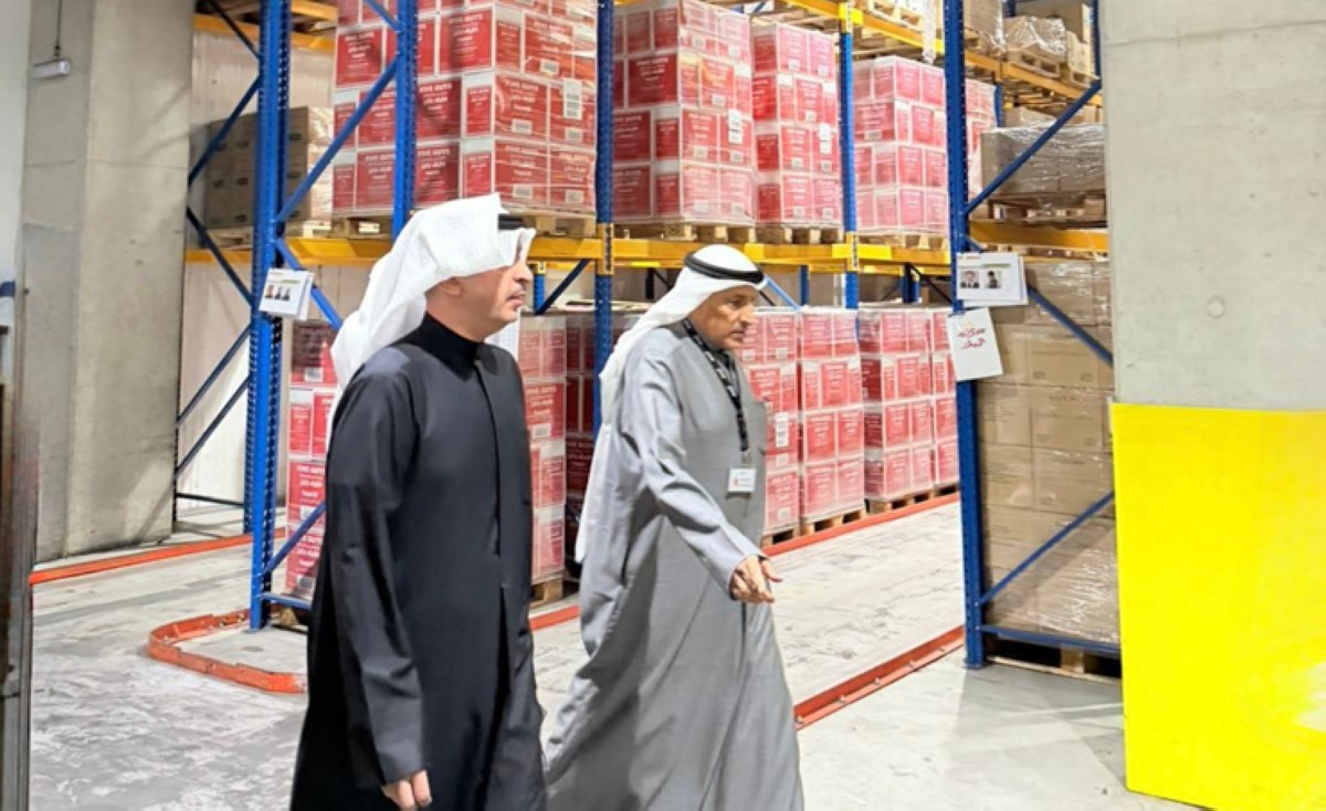 وزير 'التجارة' يتفقد شركات الدواجن: الأوضاع مطمئنة والإمدادات مستقرة