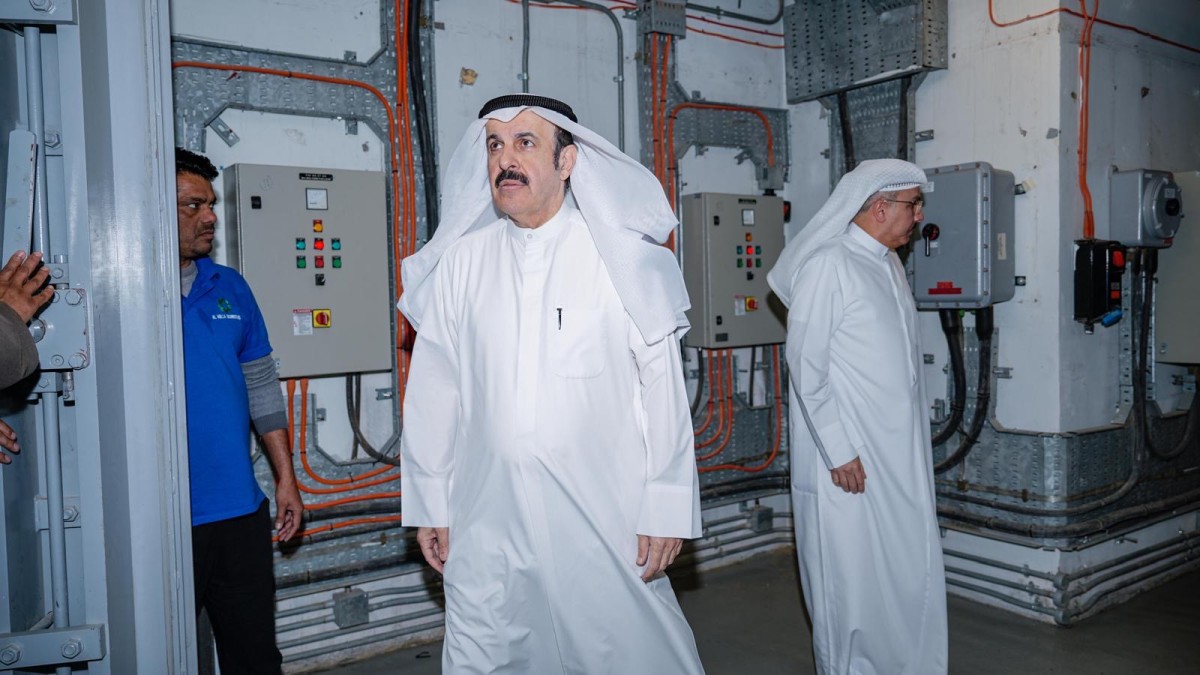 وزير المالية يتفقد ملاجئ الطوارئ في مجمع الوزارات: الحفاظ على أعلى درجات الاستعداد والجاهزية