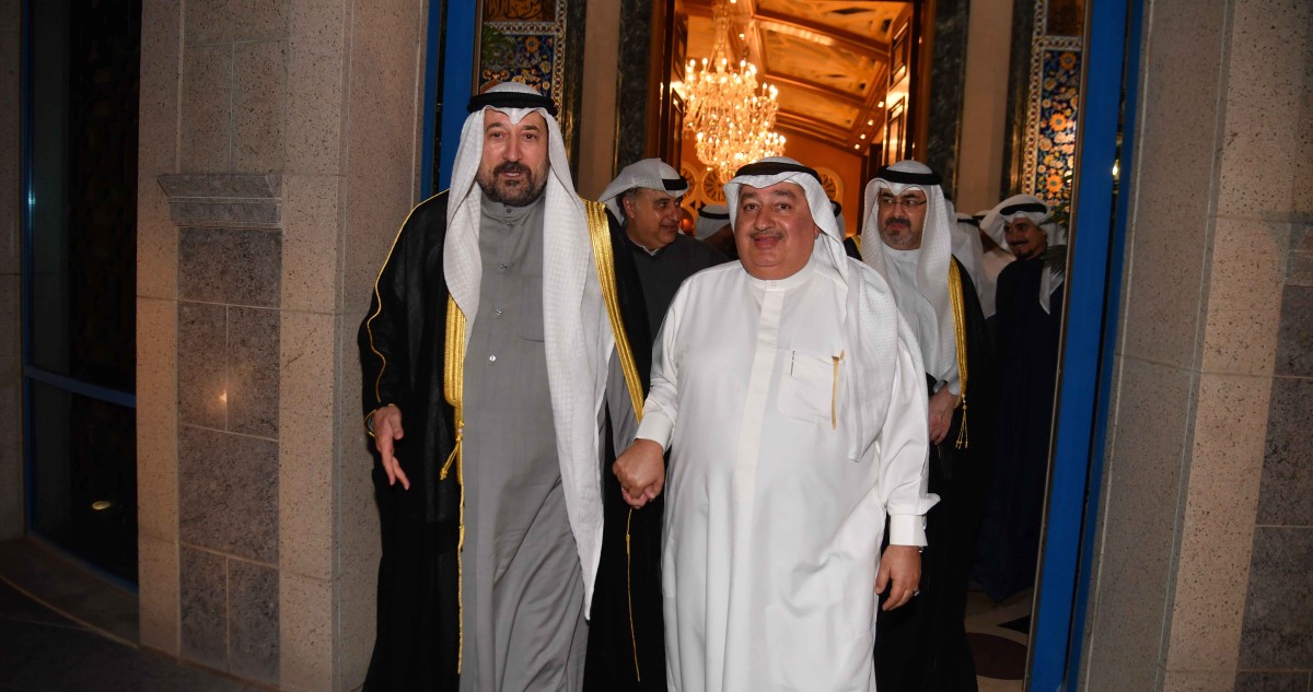 ديوان بوخمسين يستقبل المهنئين بالشهر المبارك